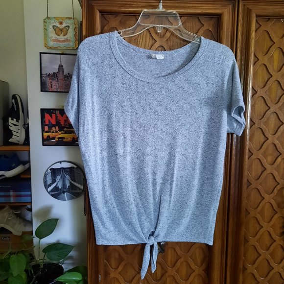 3/$15 Caution To The Wind Tie Front Soft Knit Cap Sleeve Top - Size M - Picture 15 of 15
